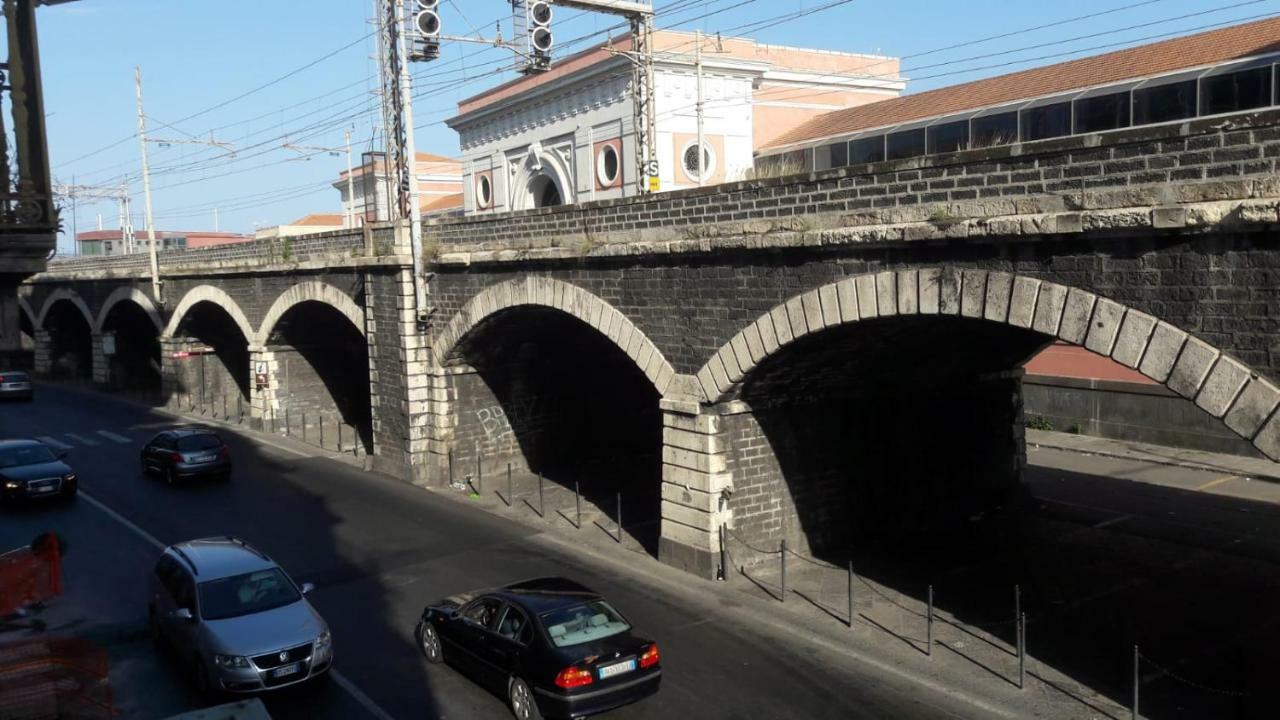 Bastiano'S Rooms Catania Exterior photo
