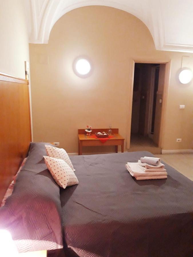 Bastiano'S Rooms Catania Exterior photo