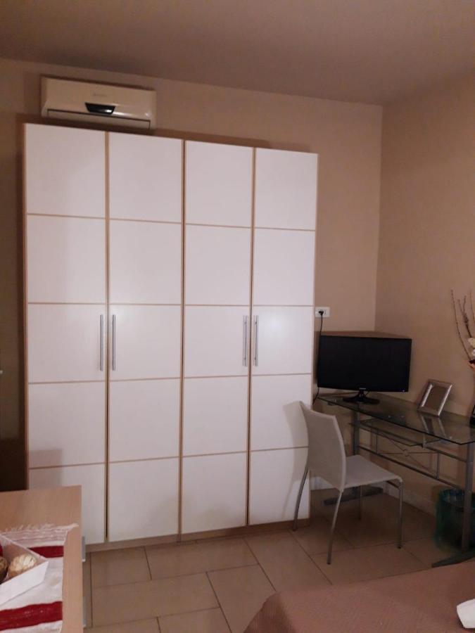 Bastiano'S Rooms Catania Exterior photo