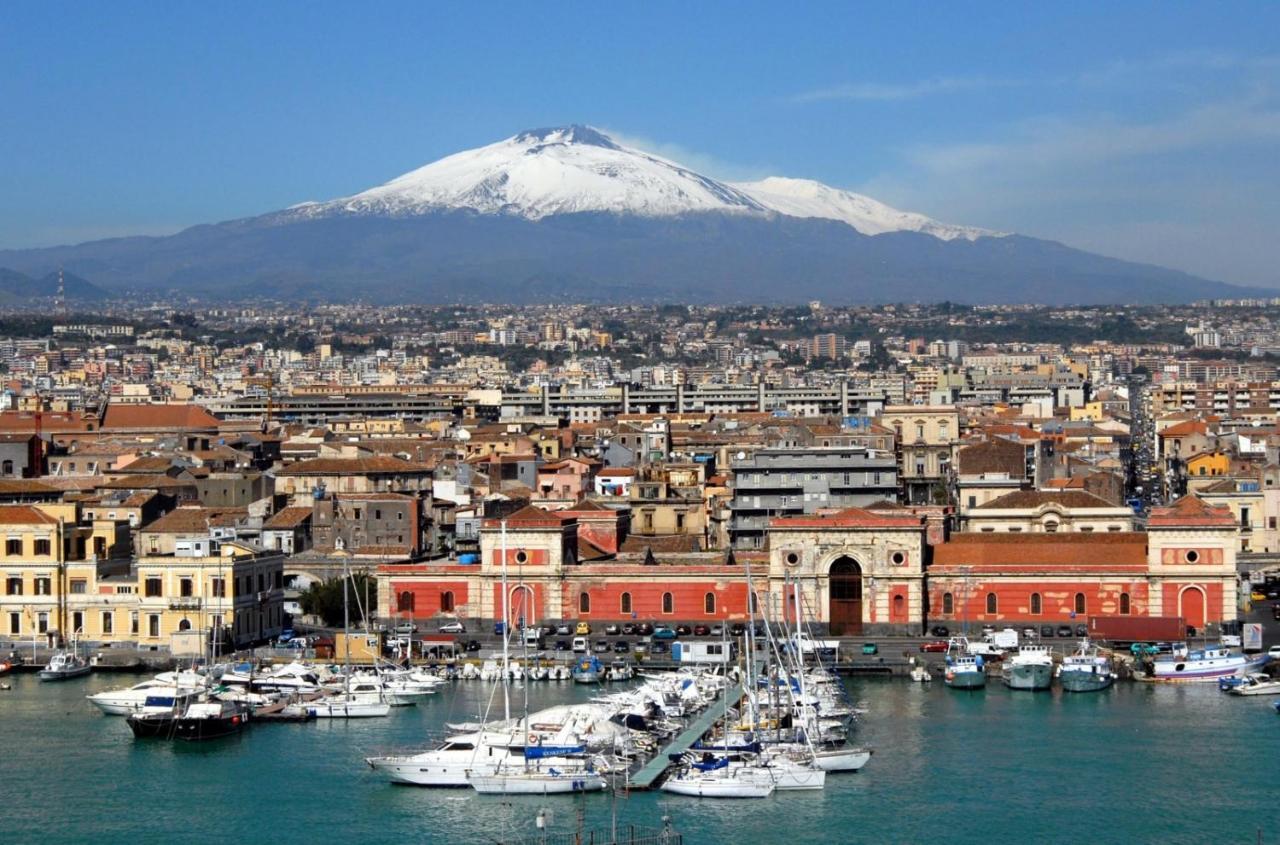 Bastiano'S Rooms Catania Exterior photo