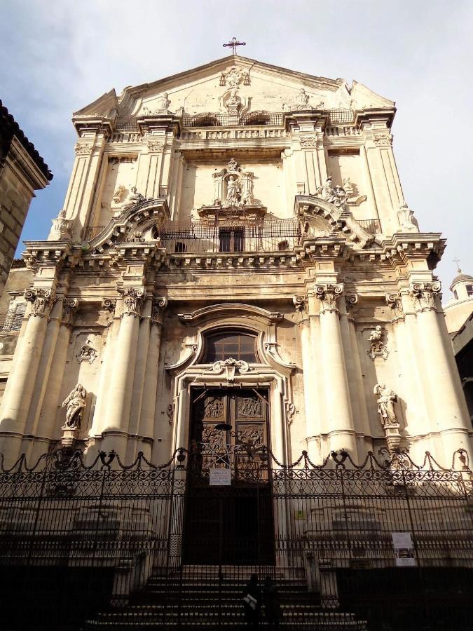 Bastiano'S Rooms Catania Exterior photo